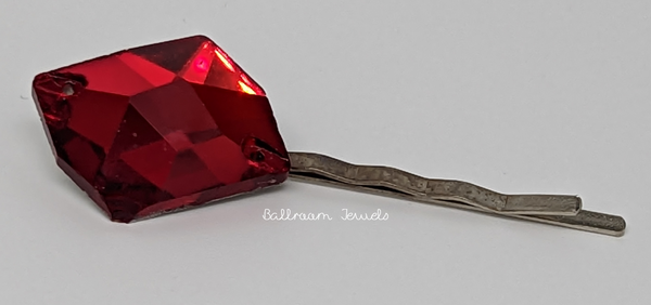 Red Cosmic shape crystal bobby pins